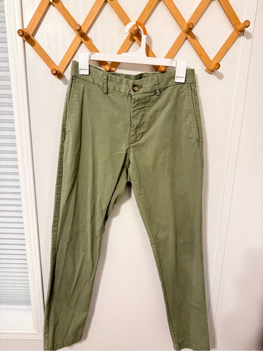 Old Navy Olive Chino Pants for Men